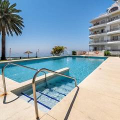 Perfect Family Apartment in Acapulco Playa, Nerja