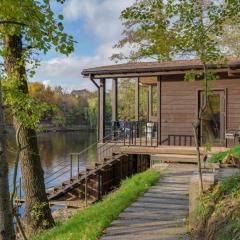 Характер Парк