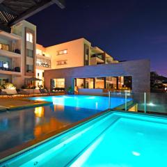 Villa Serena 304, SeaView appt in the Luxury Area of La Paz