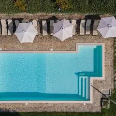 Villa in Umbria with Saltwater Pool