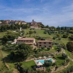Villa in Umbria with Saltwater Pool