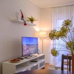 Ema apartment / quiet, lovely and cozy