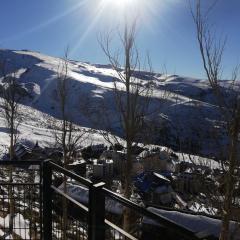 APARTAMENTO LOS VALLES en SIERRA NEVADA Parking gratuito