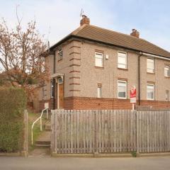 24 Dryden Road - Beautiful 2 bed