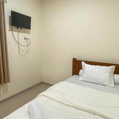 Nipa Guest House near Universitas Widyagama Mitra RedDoorz