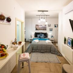 Yes I Know My Room - Magica Napoli