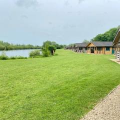 Tufty Lodge, Lake Pochard lodge 9