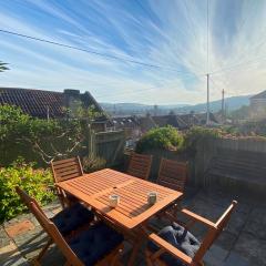 Pass The Keys Beautiful 3 Bedroom House with Great Views of Bath
