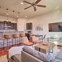 Edmond Oasis with Rooftop Lounge Walk to Dtwn!