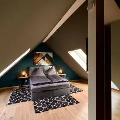 H-85 SUITES LEVEL 5/10