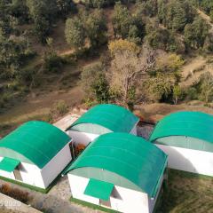 Oak Retreat Huts