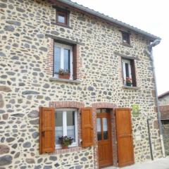 Gîte Mazerat-Aurouze, 5 pièces, 8 personnes - FR-1-582-220