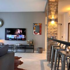 RomeAsYouLike - Magenta Loft