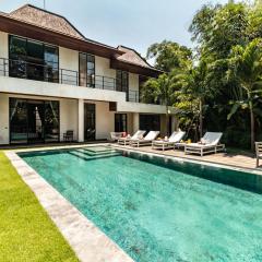 PROMO Large Astonishing 5 BR Luxury Private Villa