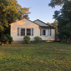 Private Cottage in Rural Setting