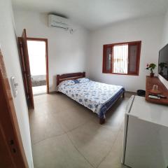 Deliciosa e Aconchegante Suíte no Itaguá