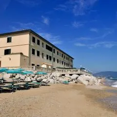Hotel Brigantino Non Dista