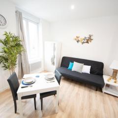 IVOIRIA !!! SUBLIME Studio HOME STAGING AU CENTRE VILLE !!!