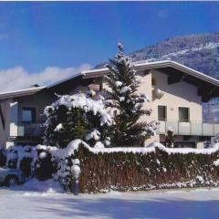 Chalet in Aschau near Ski Bus & Zillertal Slopes