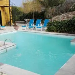 Holiday Paraiso
