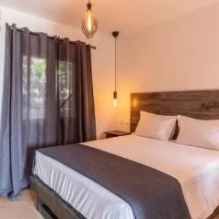 Veranda 2-Guest Apartment