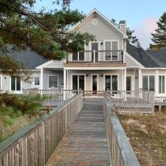 Chic Townhome on Lake Huron with Private Beach!