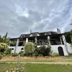 Kadie's Landing House - Living The Breede