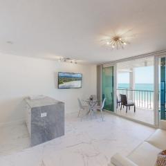 Totally Renovated Beachfront Condo at Apollo