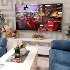 Stylish & Spacious Family Apartment Near Beach & Vibrant Historic Market