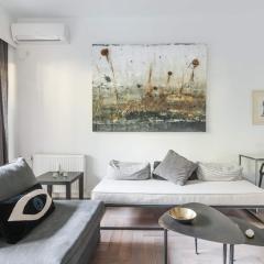 Vibrant Urban Chic Apartment