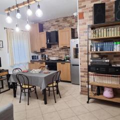 A Casa di Luca, massimo theater, central position
