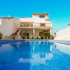 Amazing Home In Llub With 4 Bedrooms, Outdoor Swimming Pool And Swimming Pool