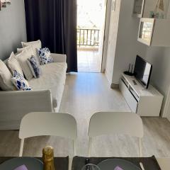 Lovely apartment seaview in Puerto Rico with heated swimming pool, free Wi-Fi and free private parking