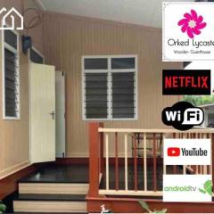 Orked Lycaste Wooden Village Chalet