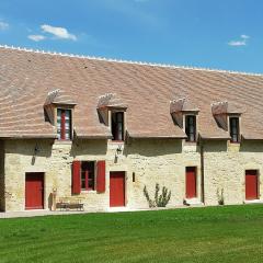 Gîte Ainay-le-Vieil, 5 pièces, 8 personnes - FR-1-586-15