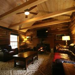 Sunapee Log Cabin - Ski, Kayak, and Relax!