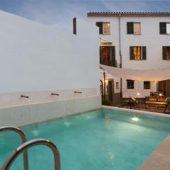 Townhouse Can Felip by SunVillas Mallorca