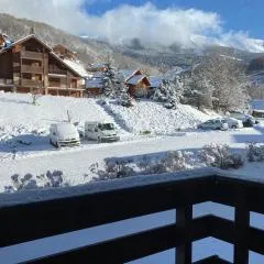 Appartements avec balcon vue sur la montagne - Serre Chevalier Chantemerle