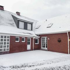 Apartment Am Nordkap-3 by Interhome