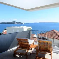 Apartment Viva-by the sea-panorama penthouse by Interhome