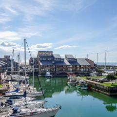 Apartment Les Marinas-3 by Interhome