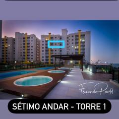 Excelente apartamento pé na areia