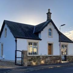 ISLAY House,Comfortable Home with private garden, Pencaitland, East Lothian, Scotland