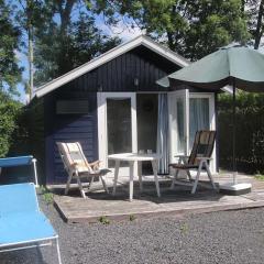 Cozy cottage with WiFi, located in Friesland