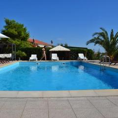 Sea La Vie Holiday home with pool
