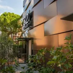 GRANDI 32 Boutique Residence