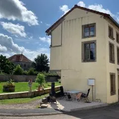 Petit Chateau Melay