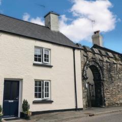 Church Gate Cottage - Bridestowe