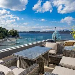 2 Bedroom Lovely Apartment In Omisalj