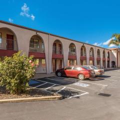 Quality Inn Near Fort Hunter Liggett